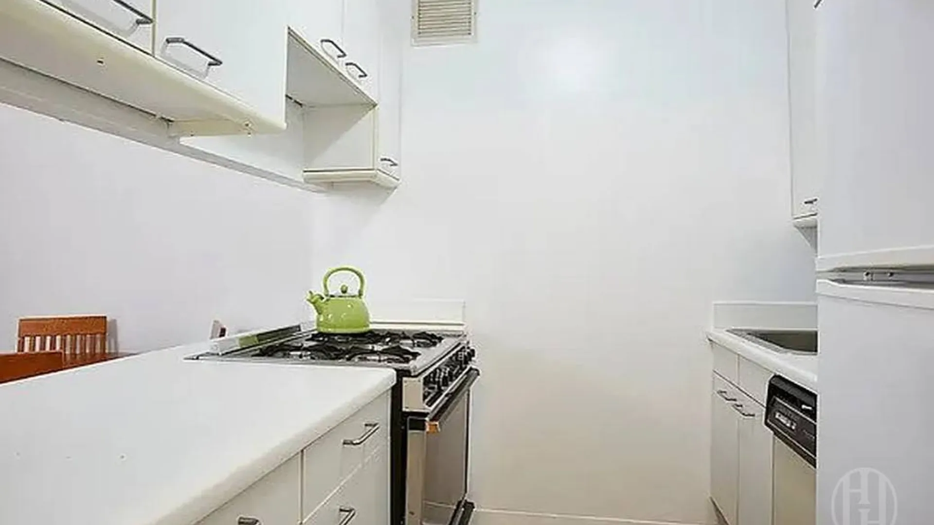 Property at 280 Rector Place, New York, NY 10280 5