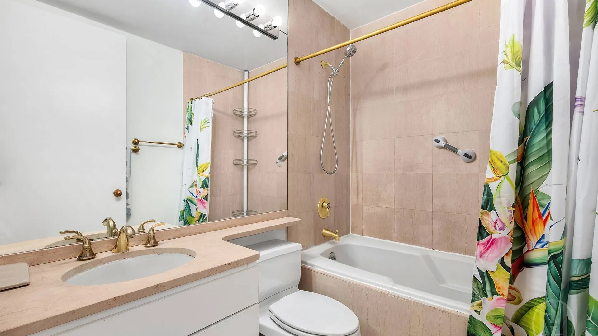 Property at 21 South End Avenue, New York, NY 10280 5