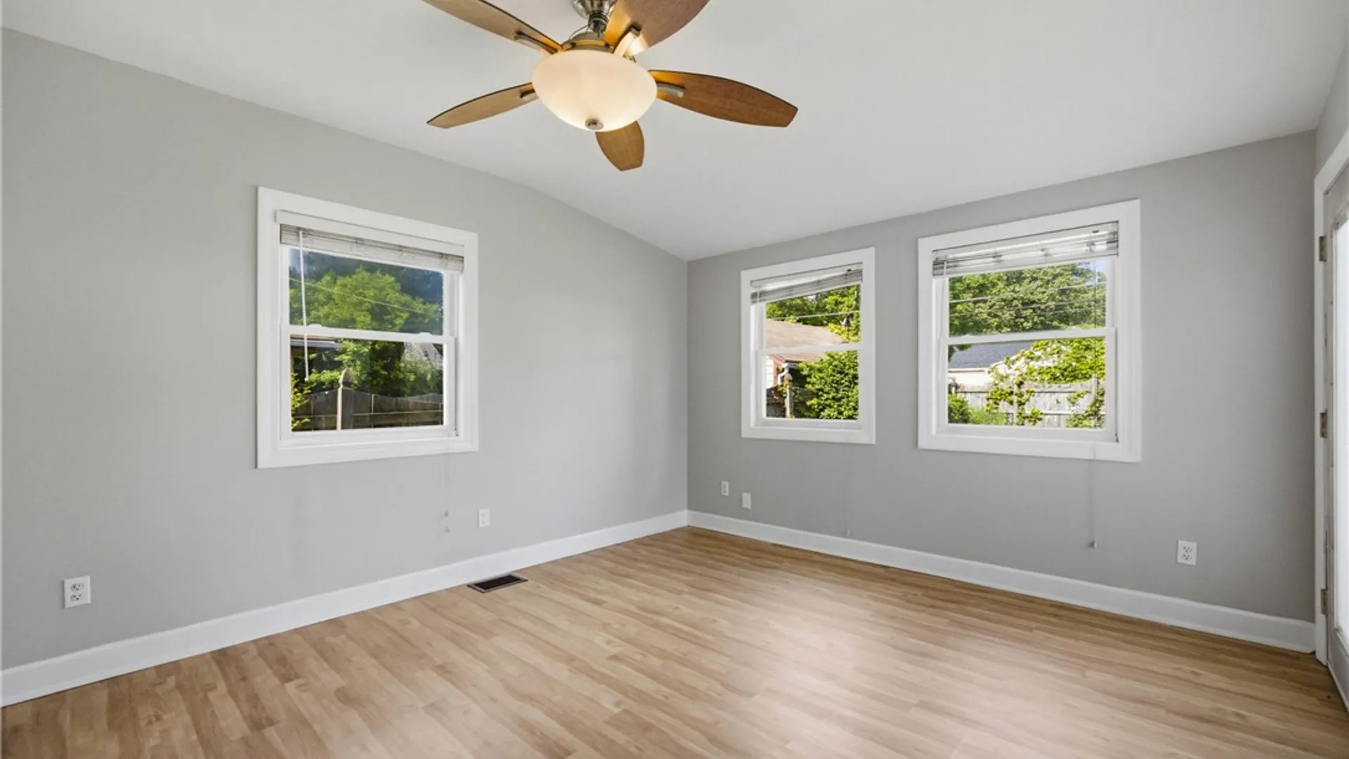 Property at 53 Woodman Park, Irondequoit, NY 14609 16