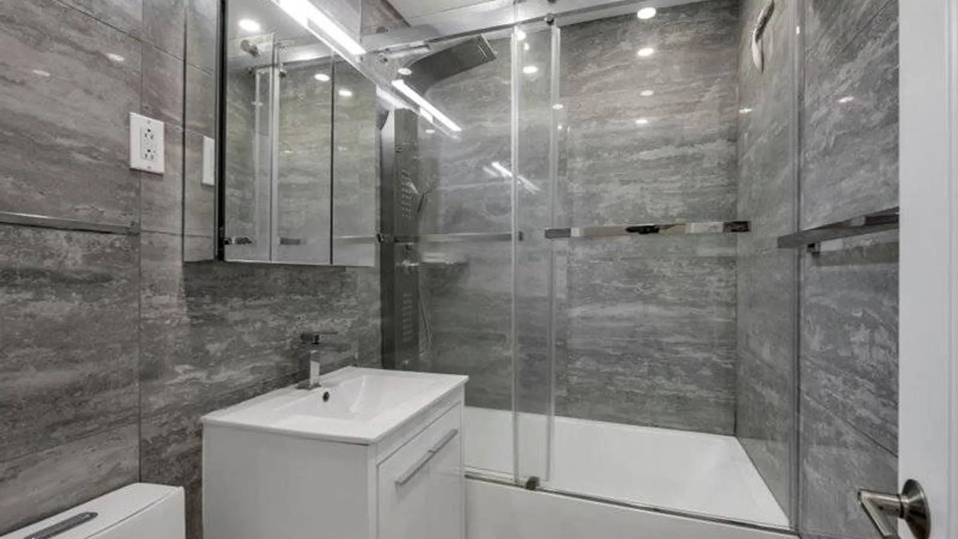 Property at 2475 East 11th Street, Brooklyn, NY 11235 14