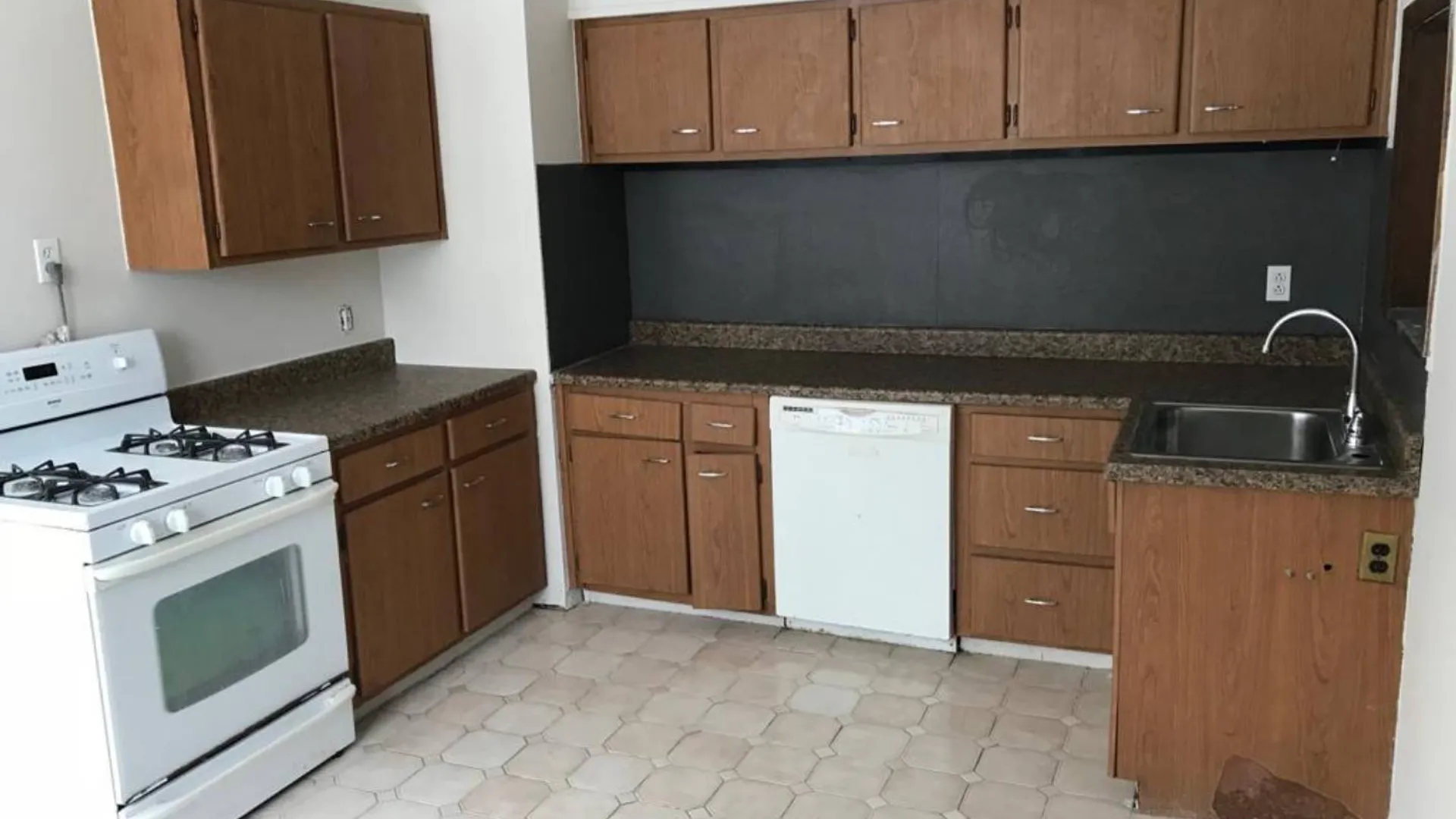 Property at 14 The Curve, Rock Hill, NY 12775 2