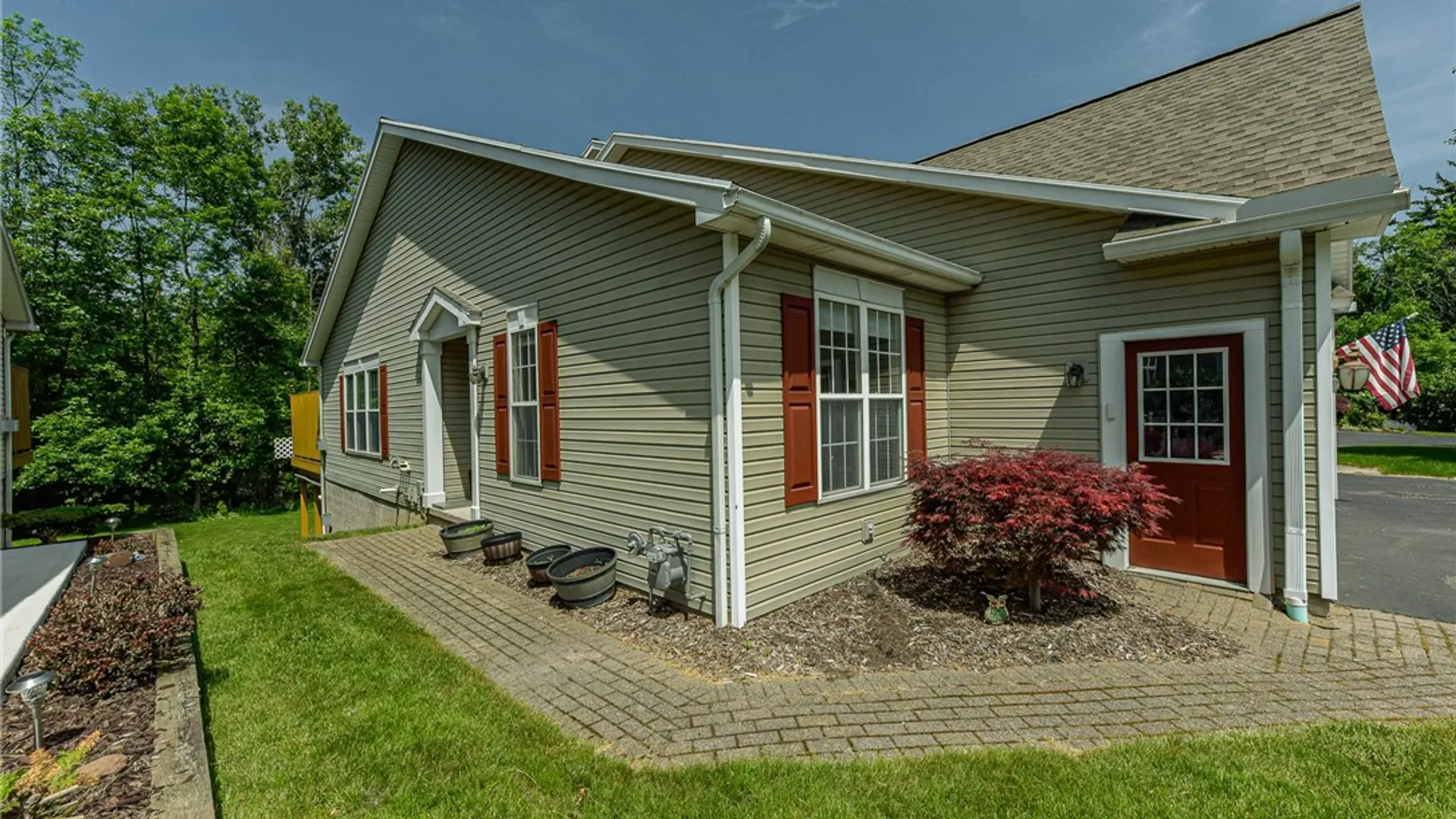 Property at 991 Cane Patch, Webster, NY 14580 4
