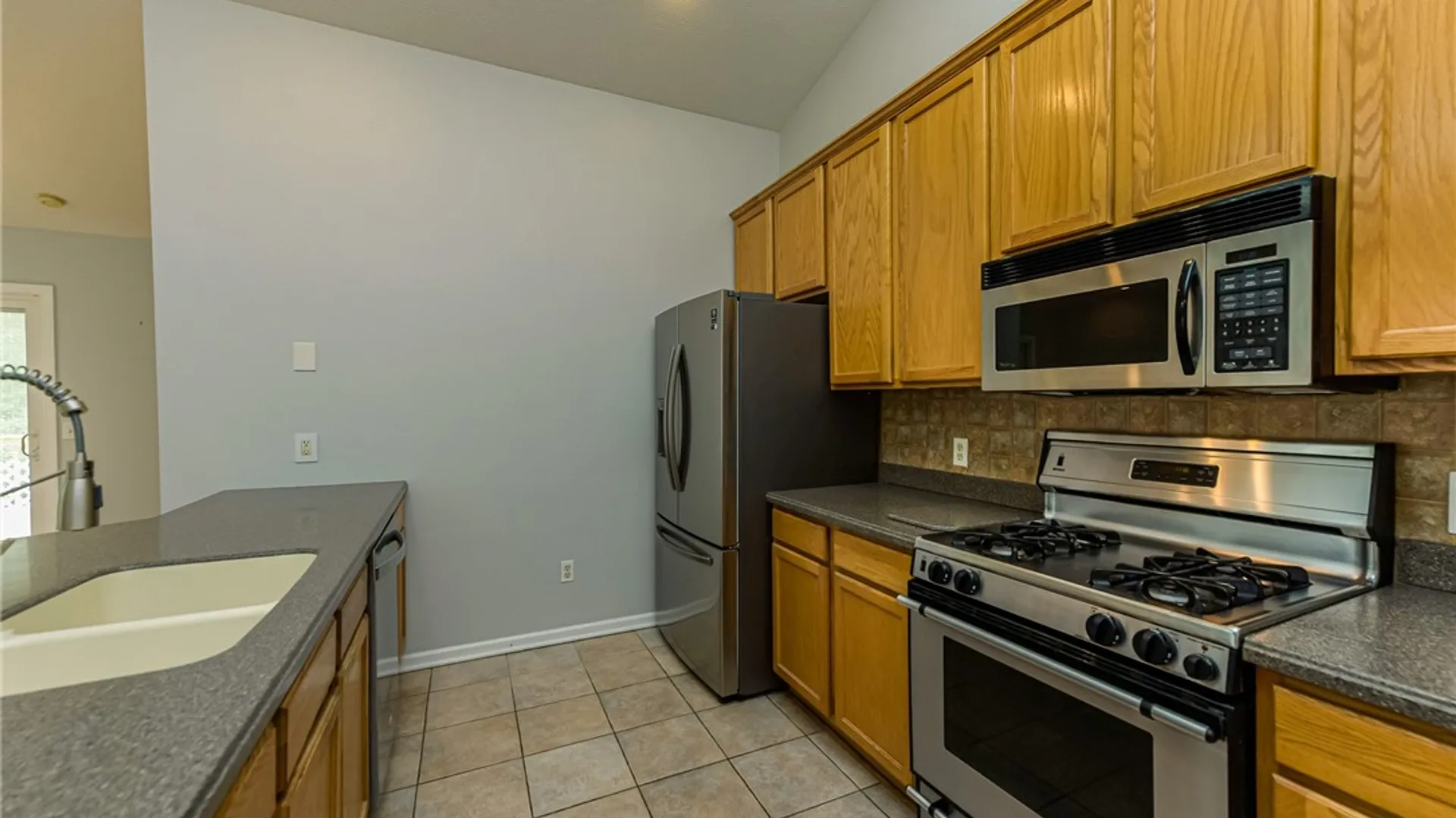 Property at 991 Cane Patch, Webster, NY 14580 6