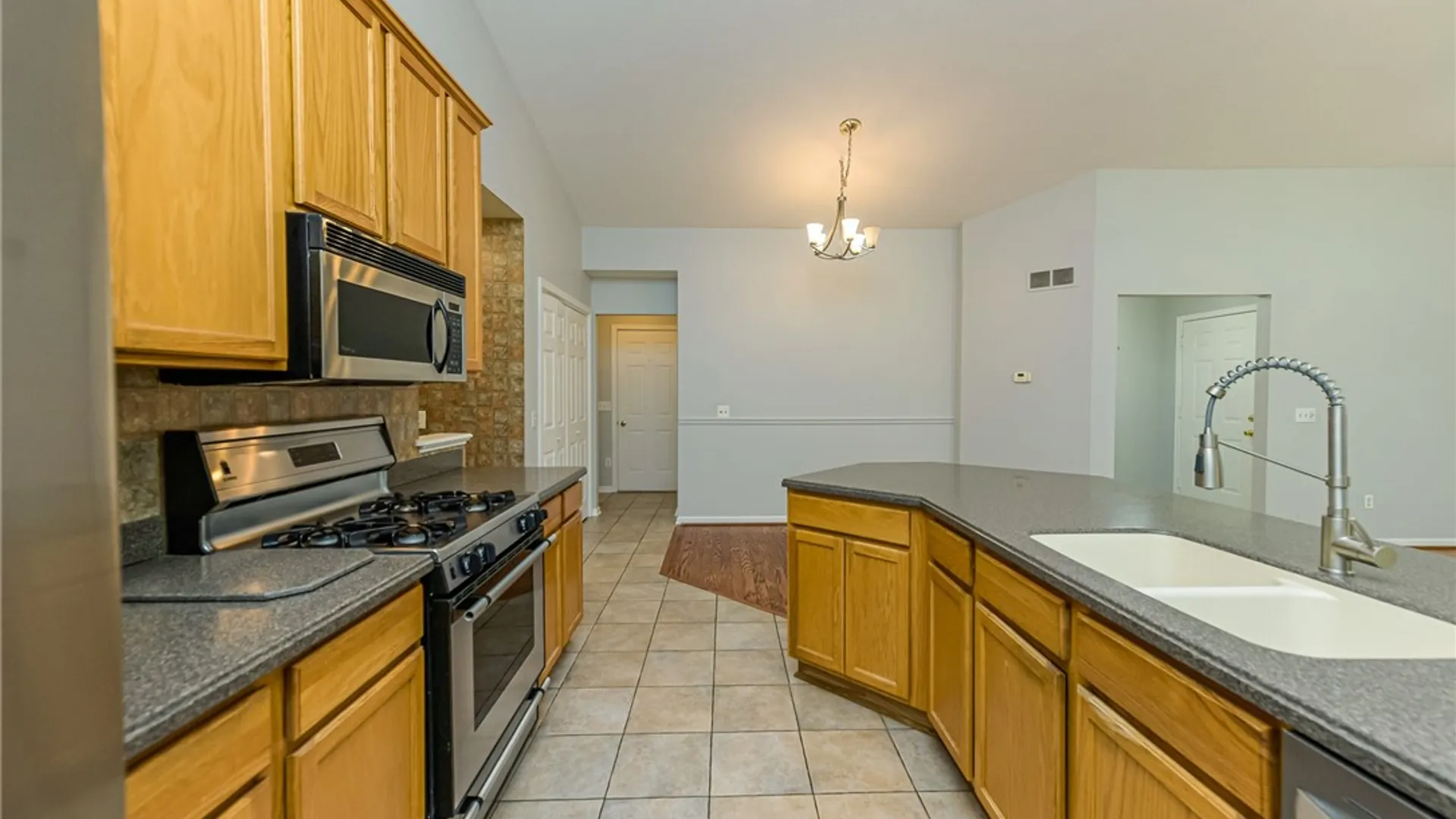 Property at 991 Cane Patch, Webster, NY 14580 9