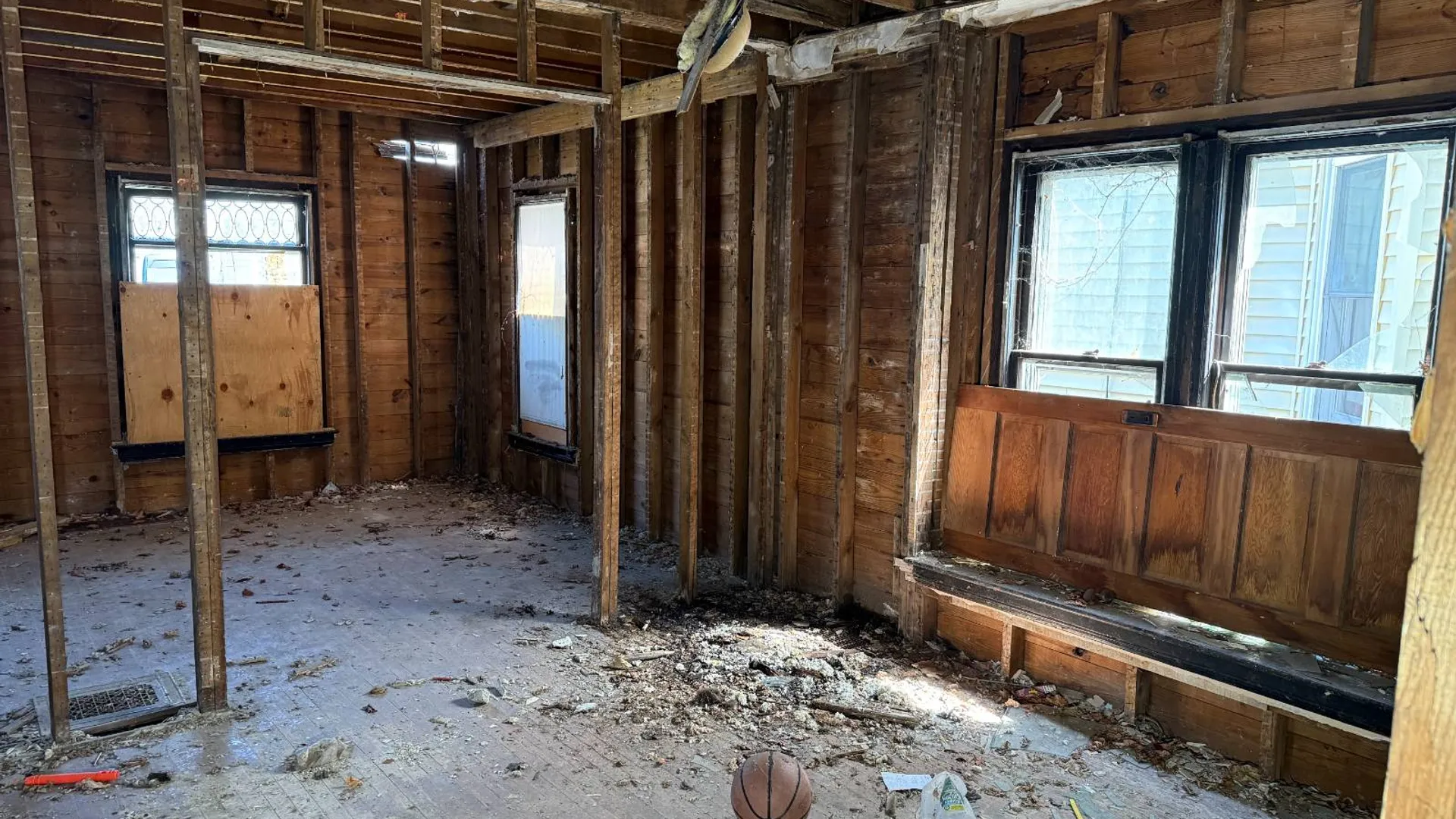 Property at 120 Matson E Ave, Syracuse, NY 13205 10