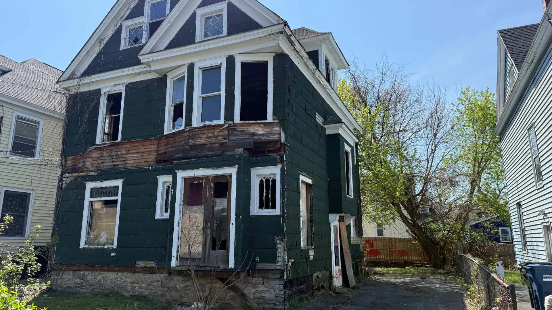 Property at 120 Matson E Ave, Syracuse, NY 13205 3