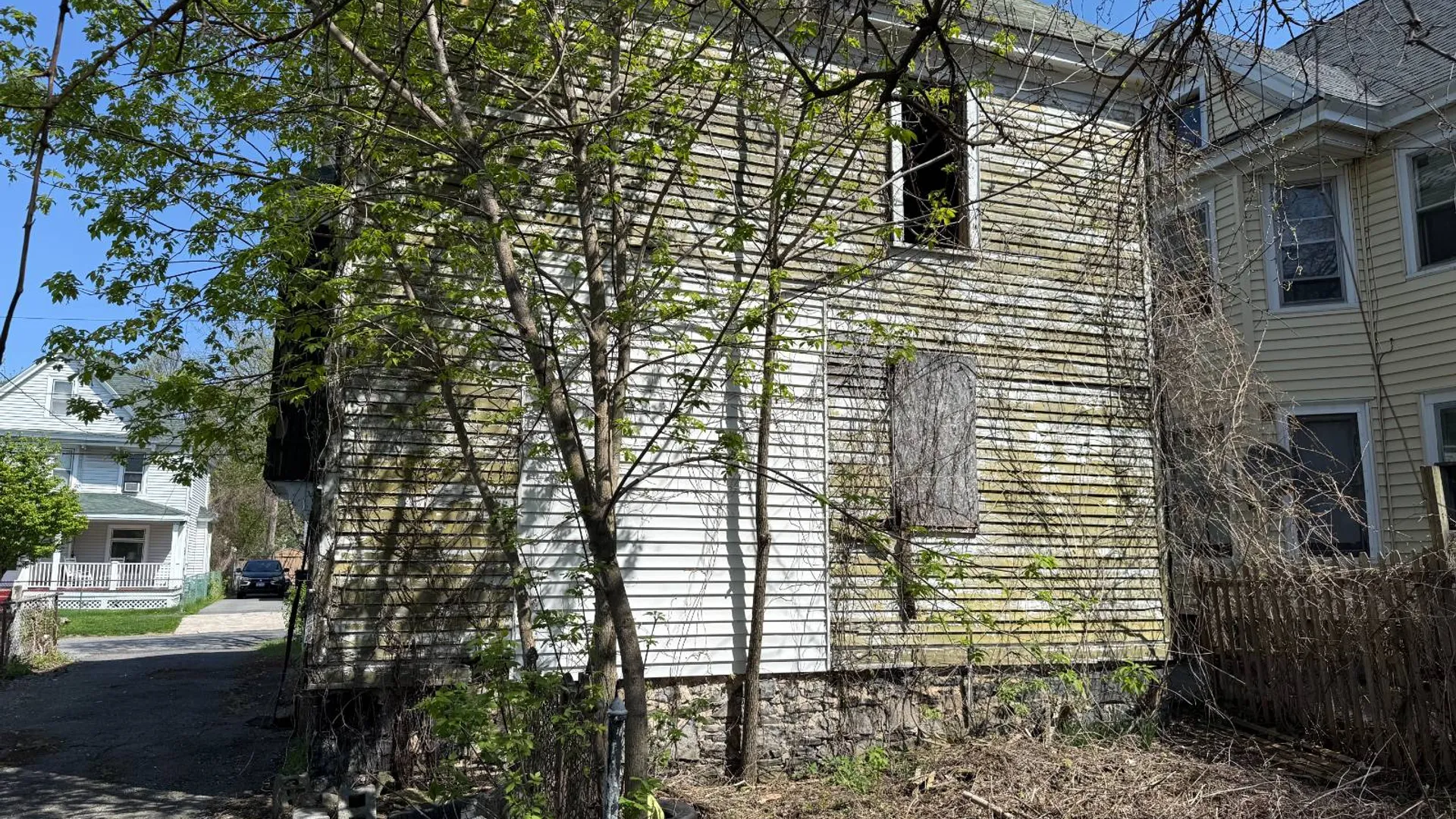 Property at 120 Matson E Ave, Syracuse, NY 13205 6