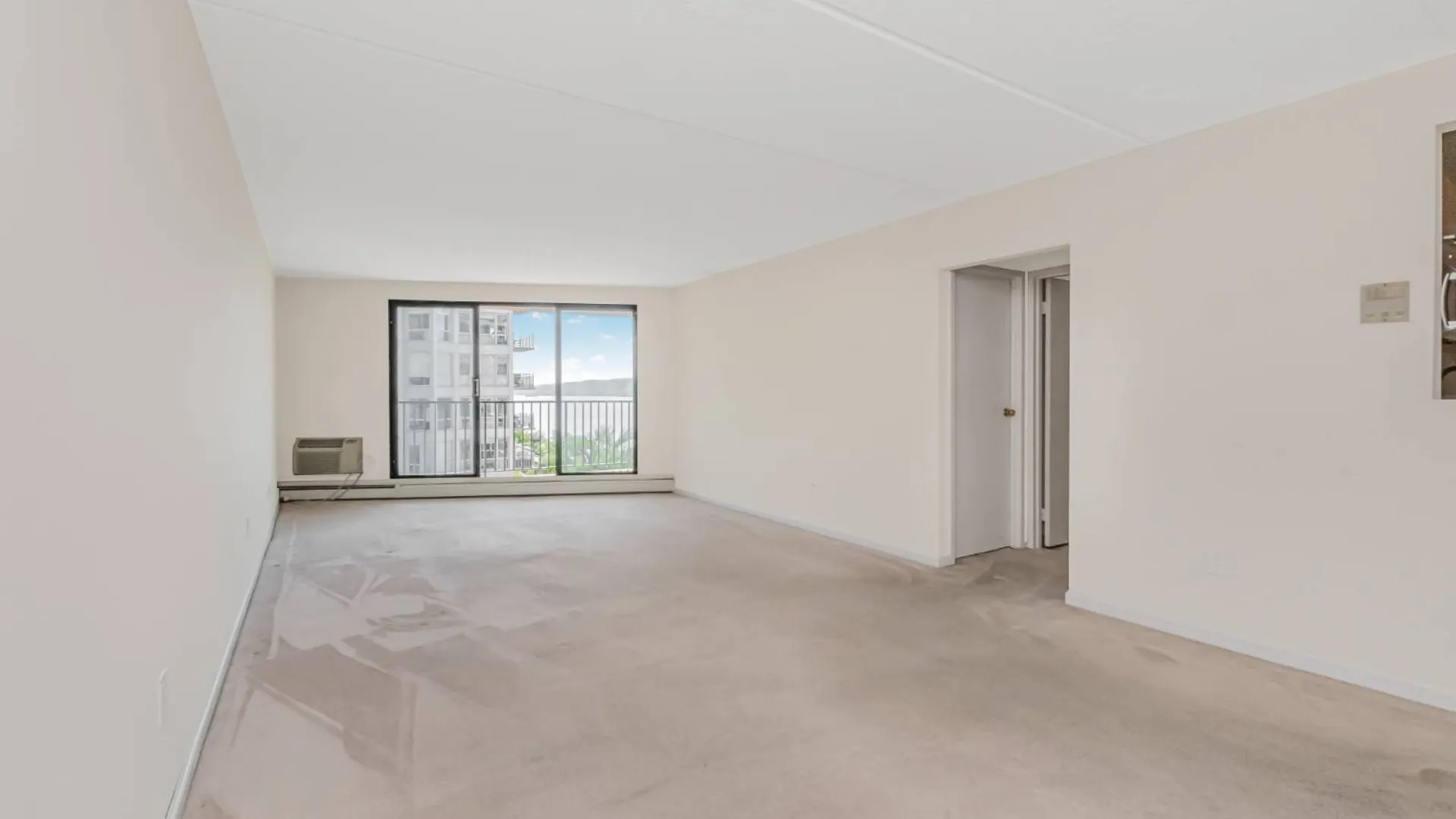 Property at 1155 Warburton Avenue, Yonkers, NY 10701 4