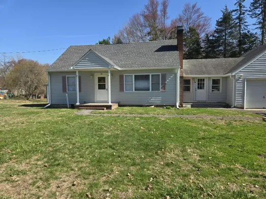 Property at 80 Haviland Rd, Poughkeepsie, NY 12601