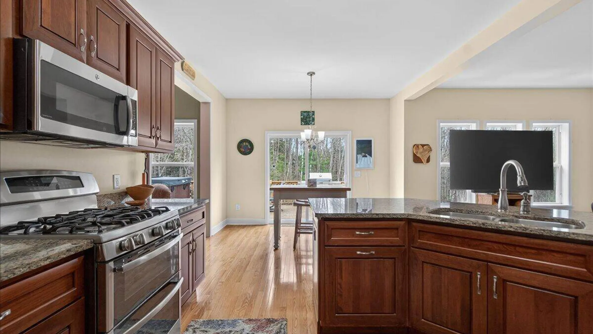 Property at 1019 Gideon Trace, Charlton, NY 12302 18