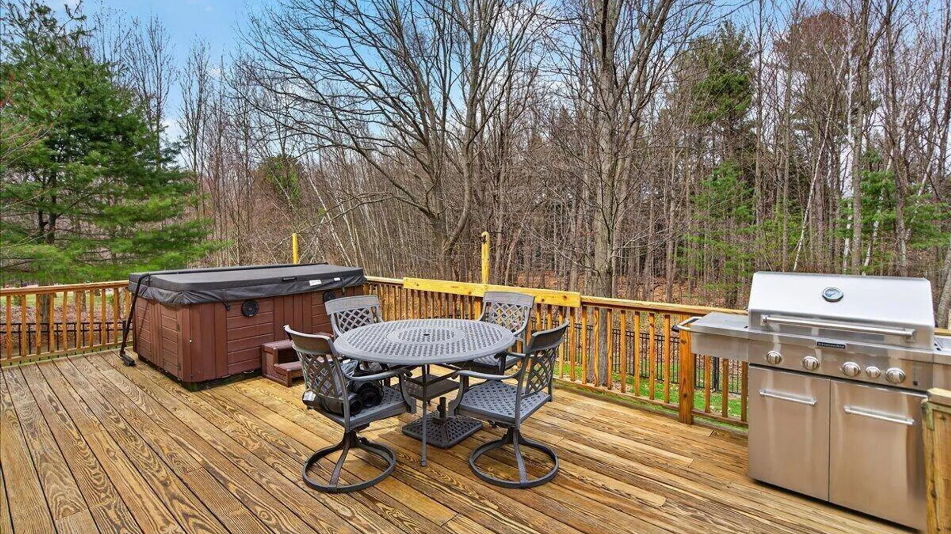 Property at 1019 Gideon Trace, Charlton, NY 12302 41