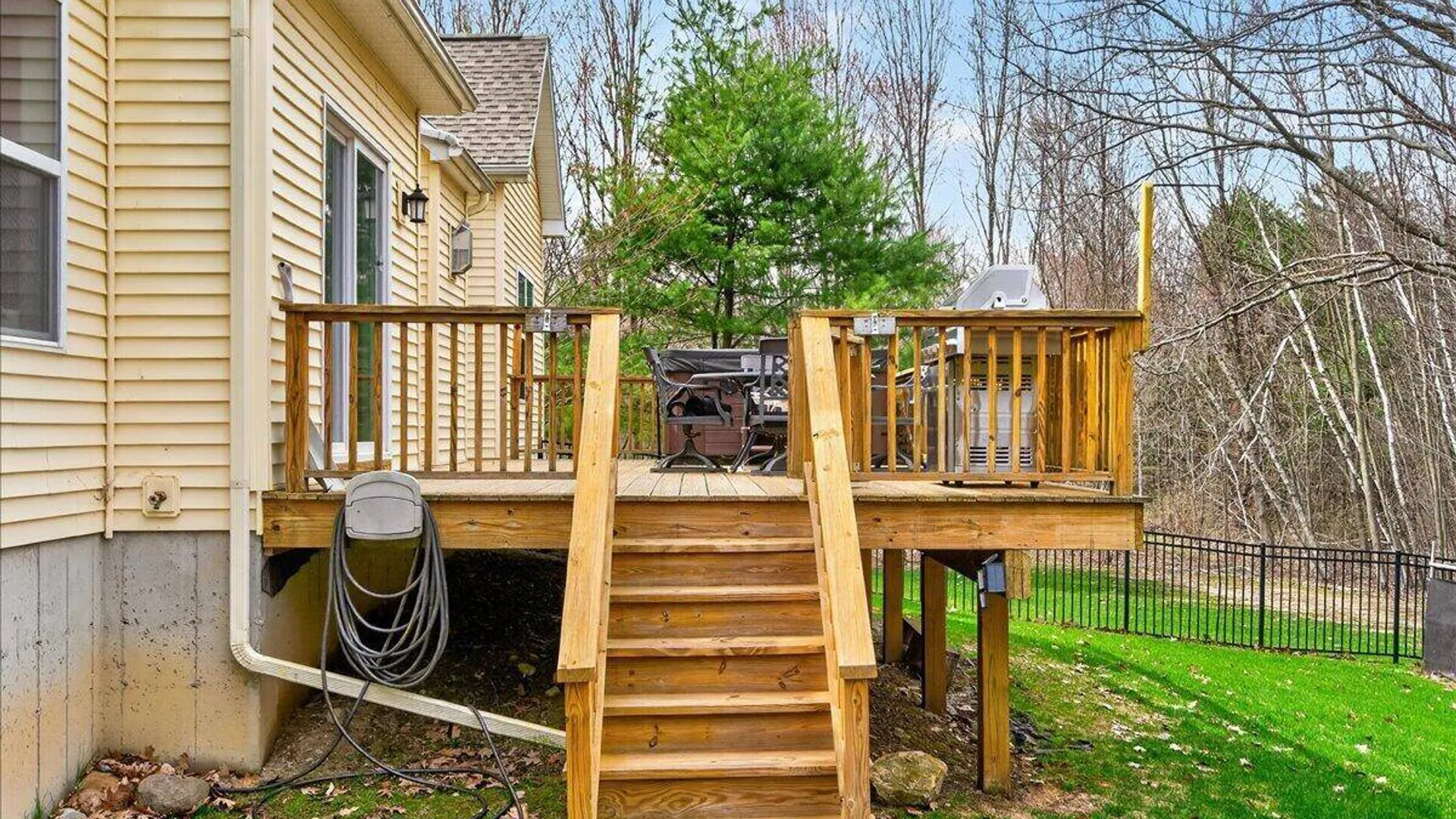 Property at 1019 Gideon Trace, Charlton, NY 12302 42