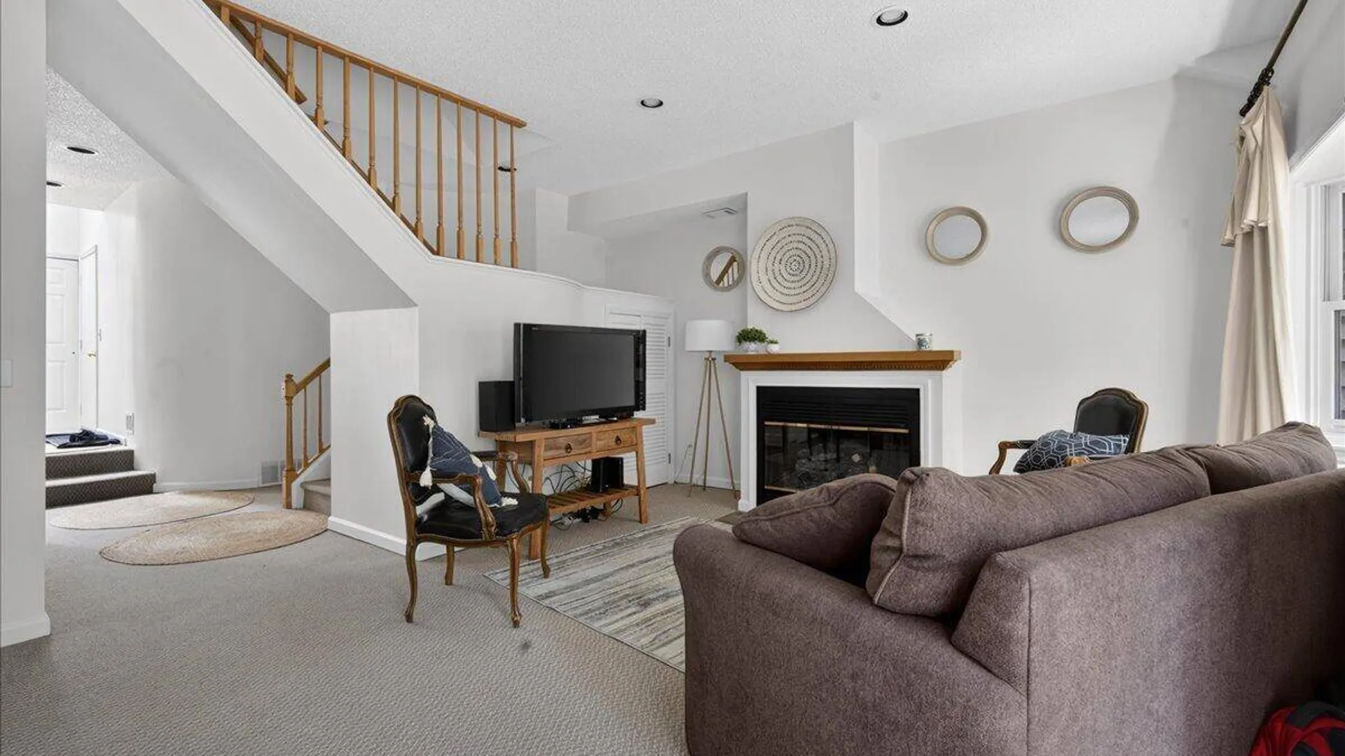 Property at 22 Lakeview Road, Saratoga Springs, NY 12866 7