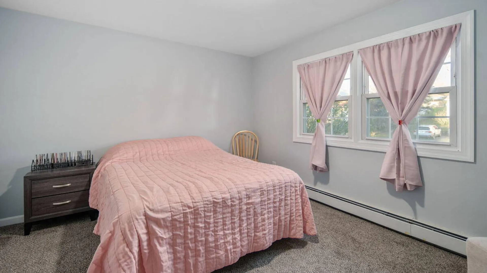 Property at 6 Silverberry Place, Albany, NY 12211 12