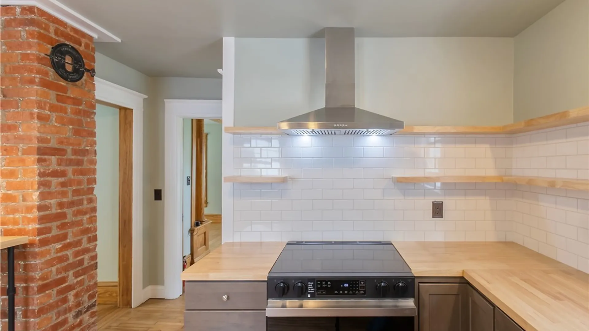 Property at 16 N 5th Street, Fulton, NY 13069 17