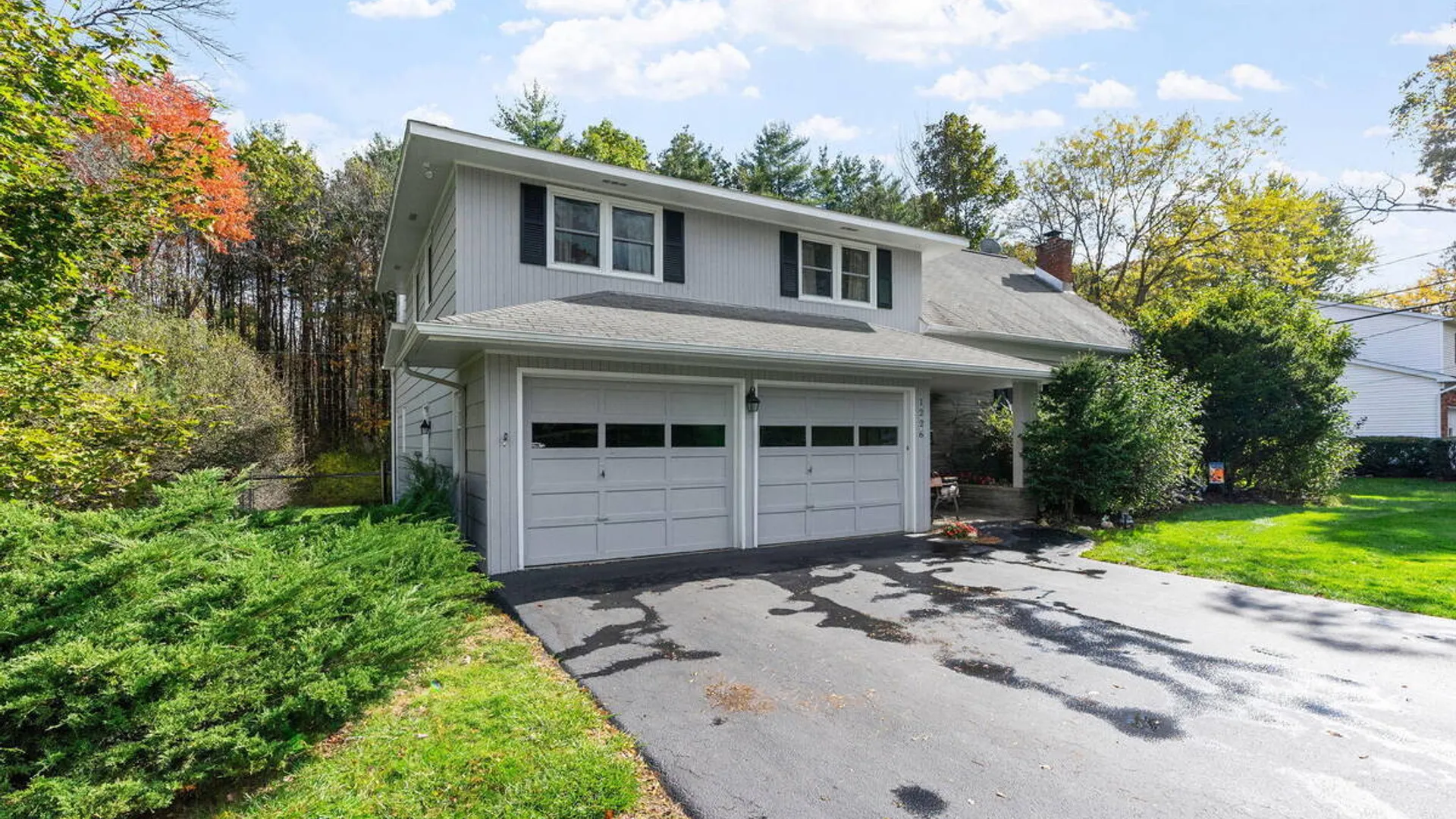 Property at 1226 Hempstead Road, Niskayuna, NY 12309 2