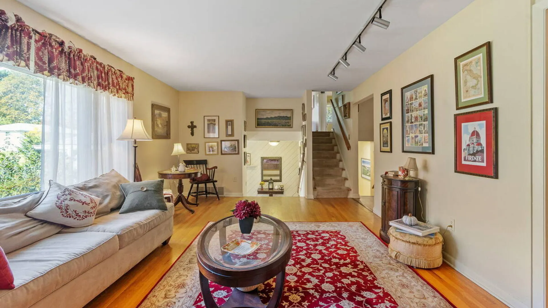 Property at 1226 Hempstead Road, Niskayuna, NY 12309 6