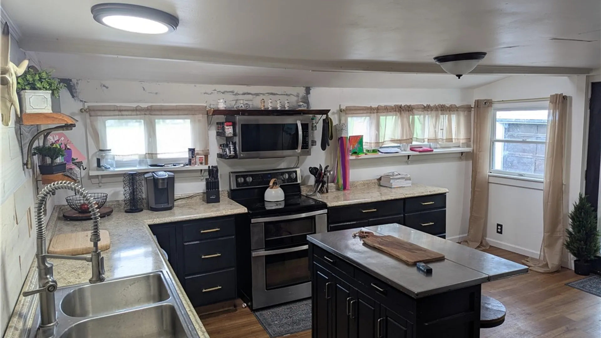 Property at 12252 Porter Rd Road, Ridgeway, NY 14103 5