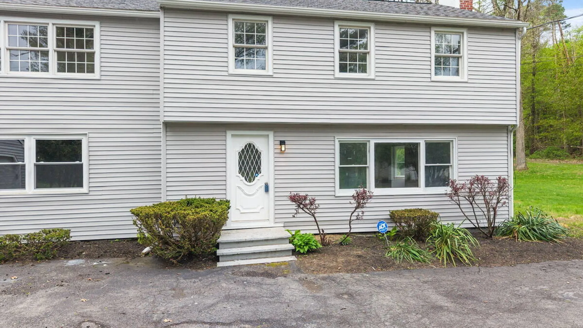 Property at 7 Erics Lane, Clifton Park, NY 12148 2