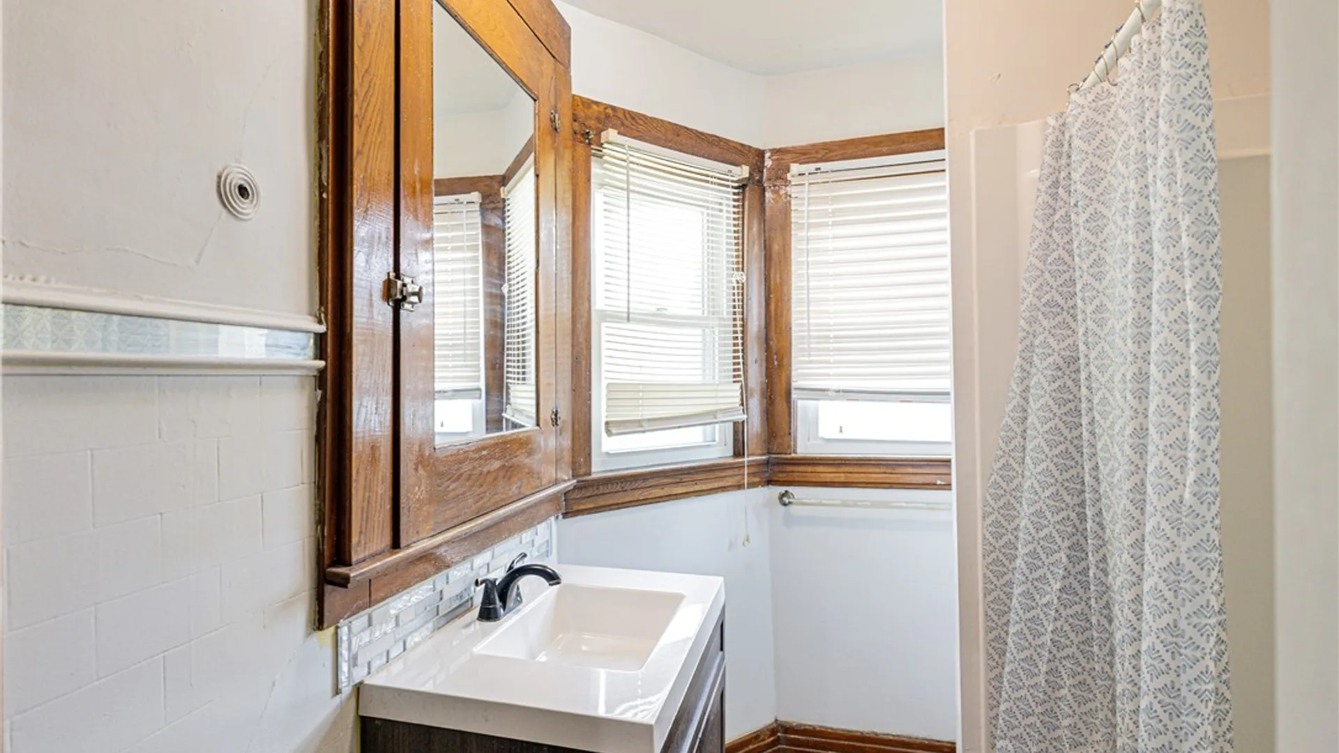 Property at 54-56 Fort Hill, Rochester, NY 14620 17