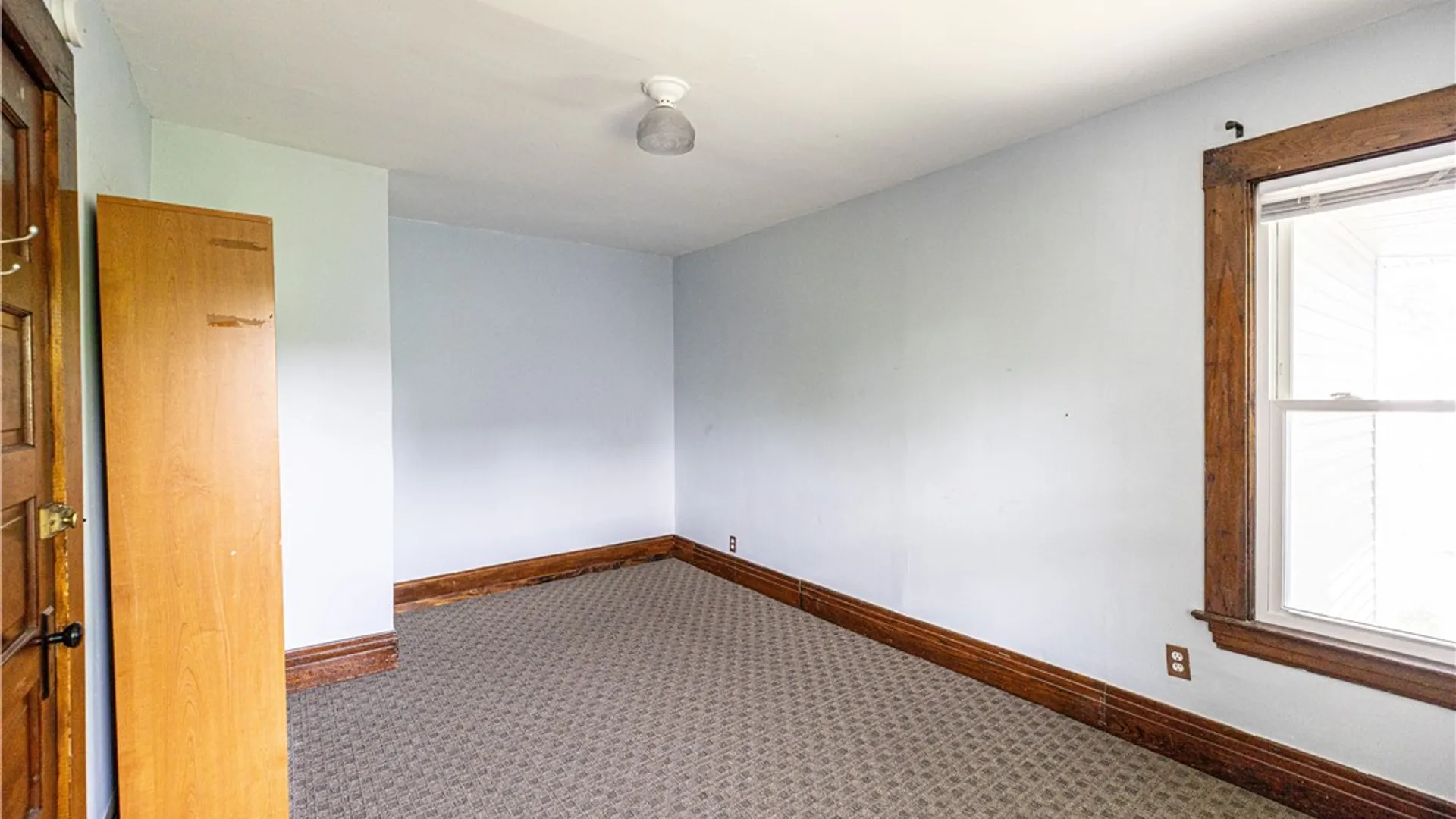 Property at 54-56 Fort Hill, Rochester, NY 14620 18
