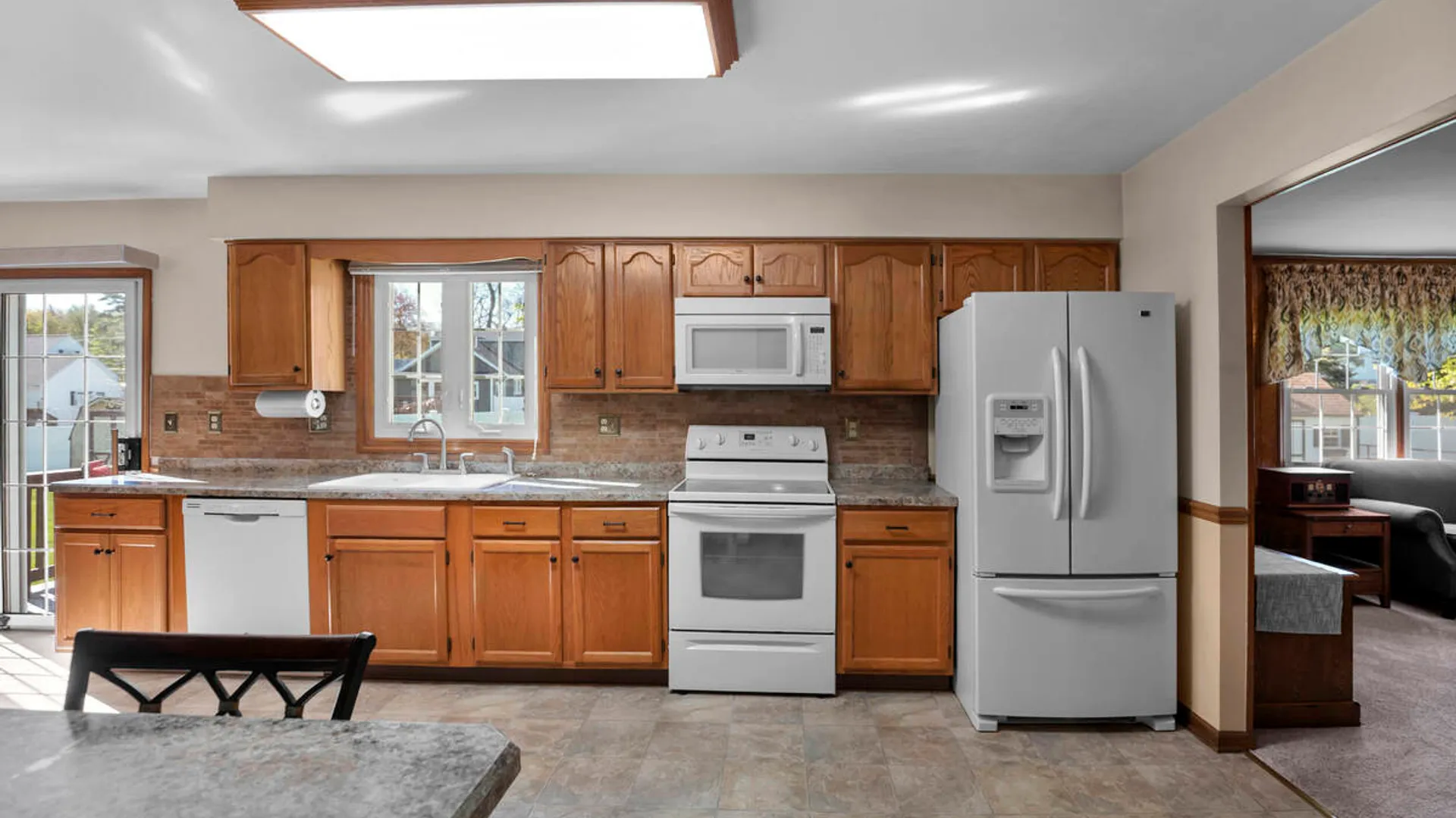 Property at 243 Shereen Court, Rotterdam, NY 12304 14