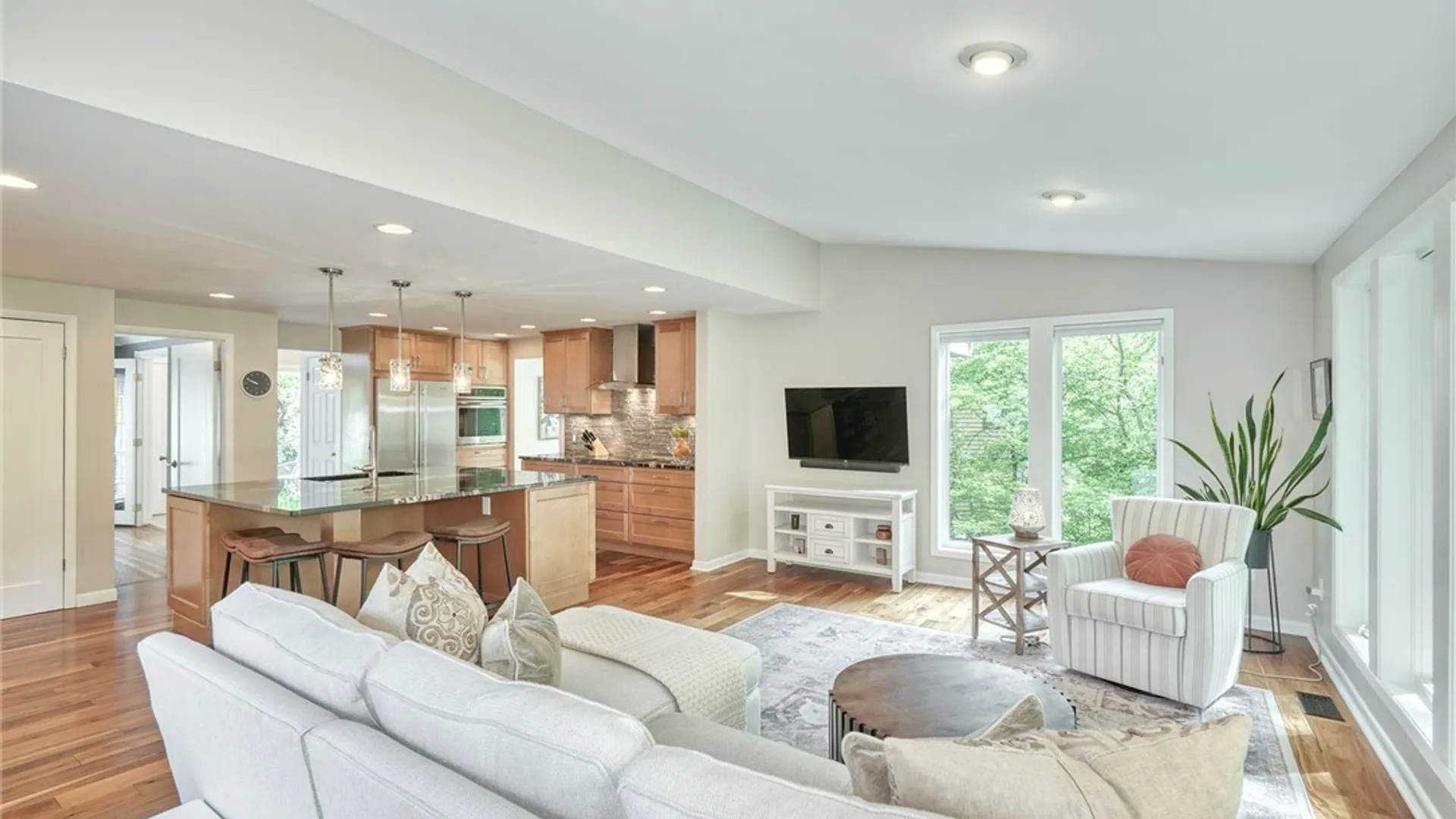Property at 6 Millwood Court, Pittsford, NY 14534 21