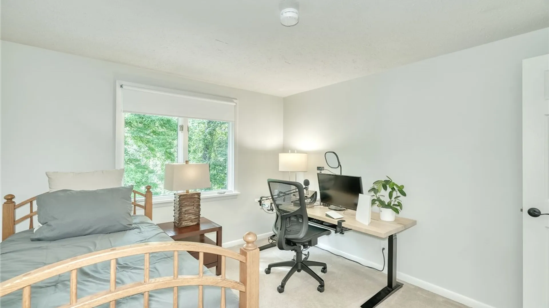 Property at 6 Millwood Court, Pittsford, NY 14534 32