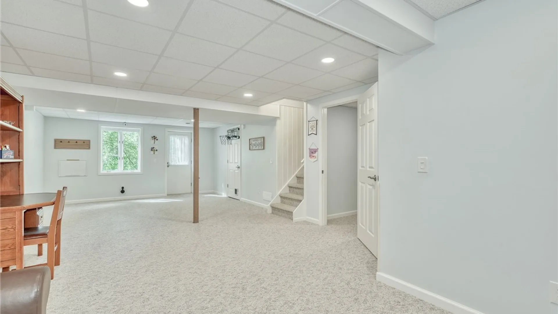 Property at 6 Millwood Court, Pittsford, NY 14534 39