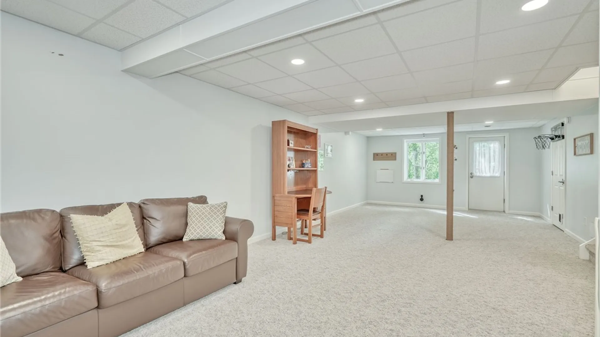 Property at 6 Millwood Court, Pittsford, NY 14534 40