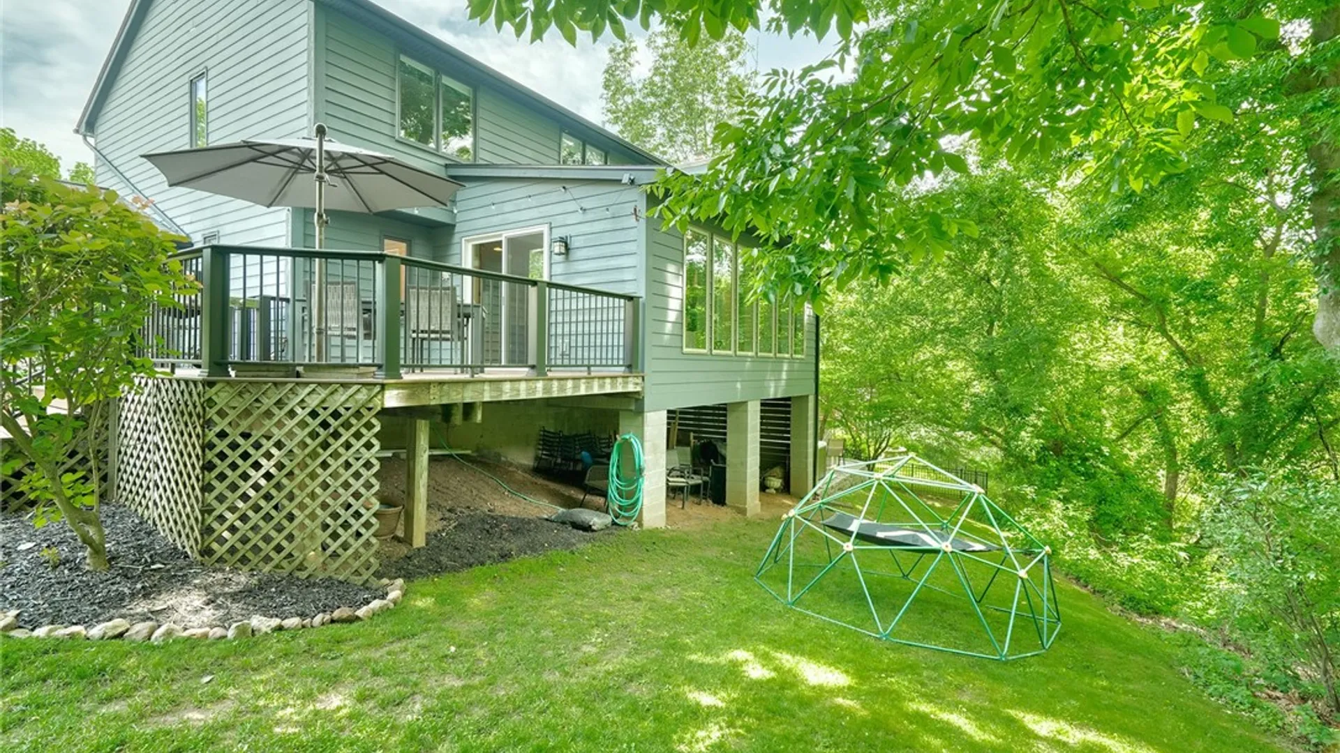 Property at 6 Millwood Court, Pittsford, NY 14534 44