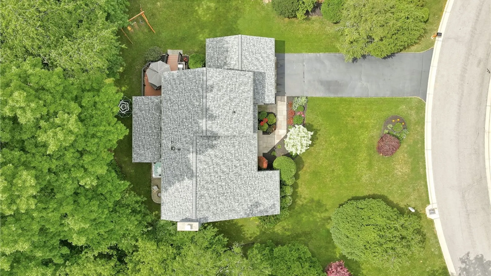 Property at 6 Millwood Court, Pittsford, NY 14534 47