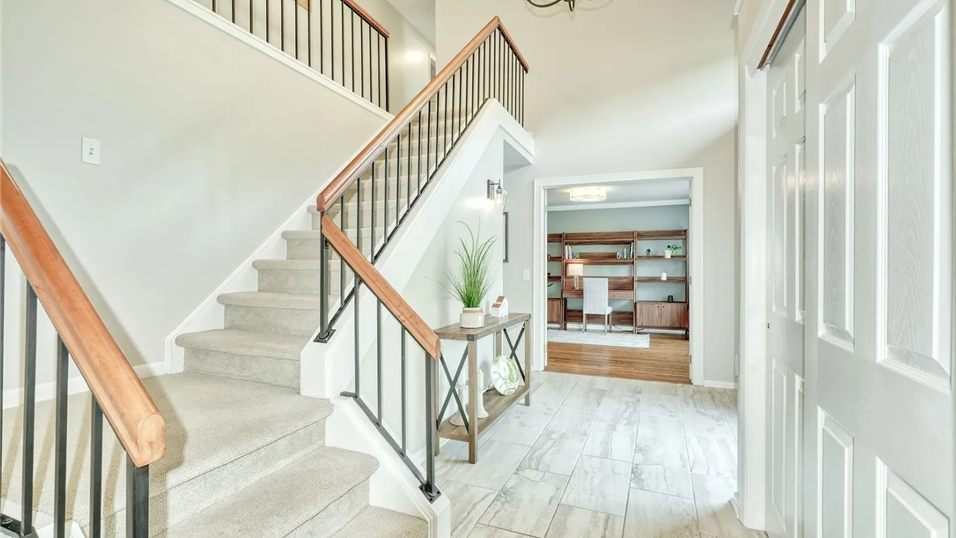 Property at 6 Millwood Court, Pittsford, NY 14534 7