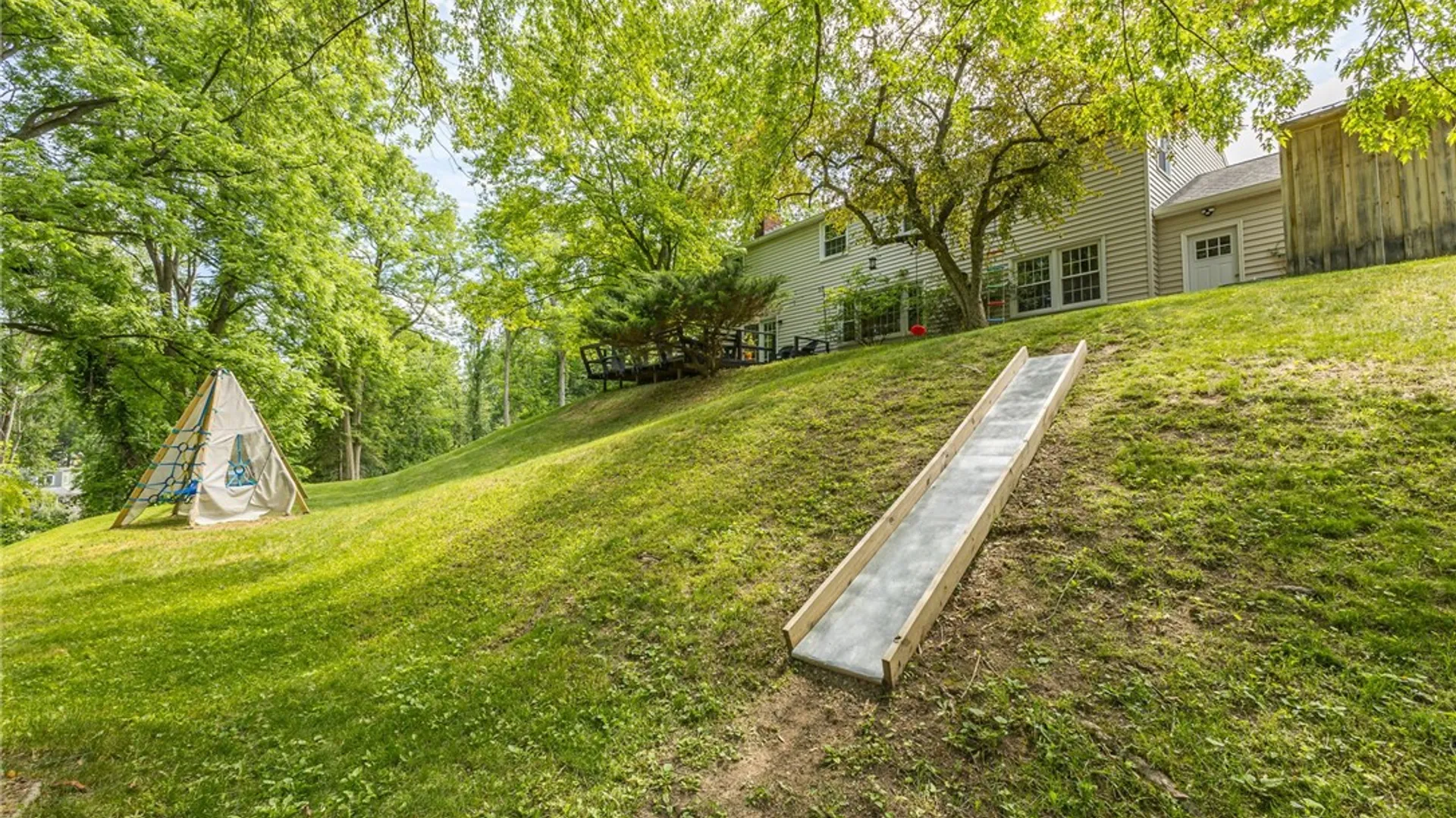 Property at 56 Old Forge Lane, Pittsford, NY 14534 44