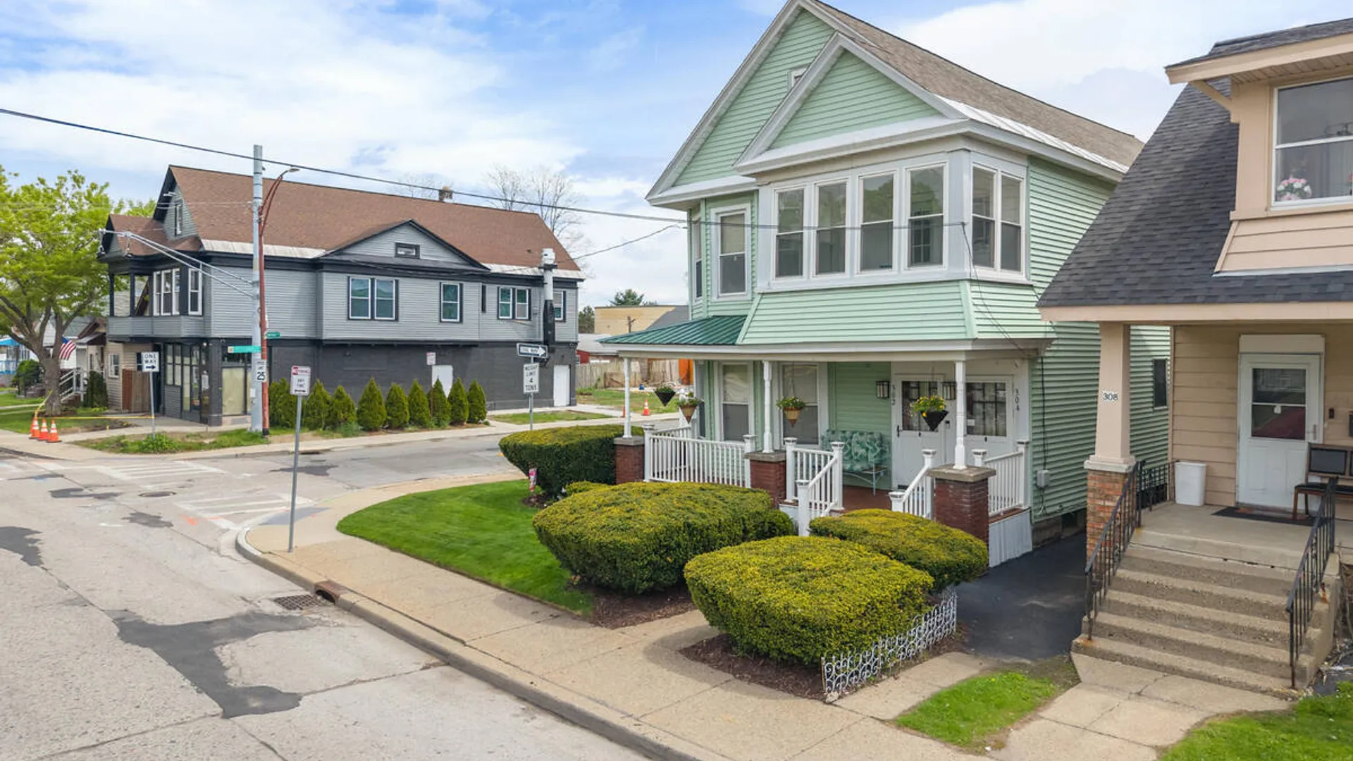 Property at 302-304 Michigan Avenue, Schenectady, NY 12303 2
