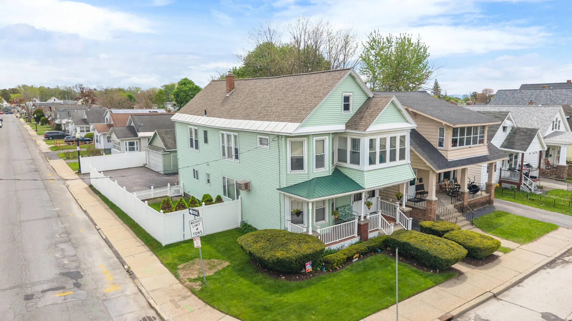 Property at 302-304 Michigan Avenue, Schenectady, NY 12303 3