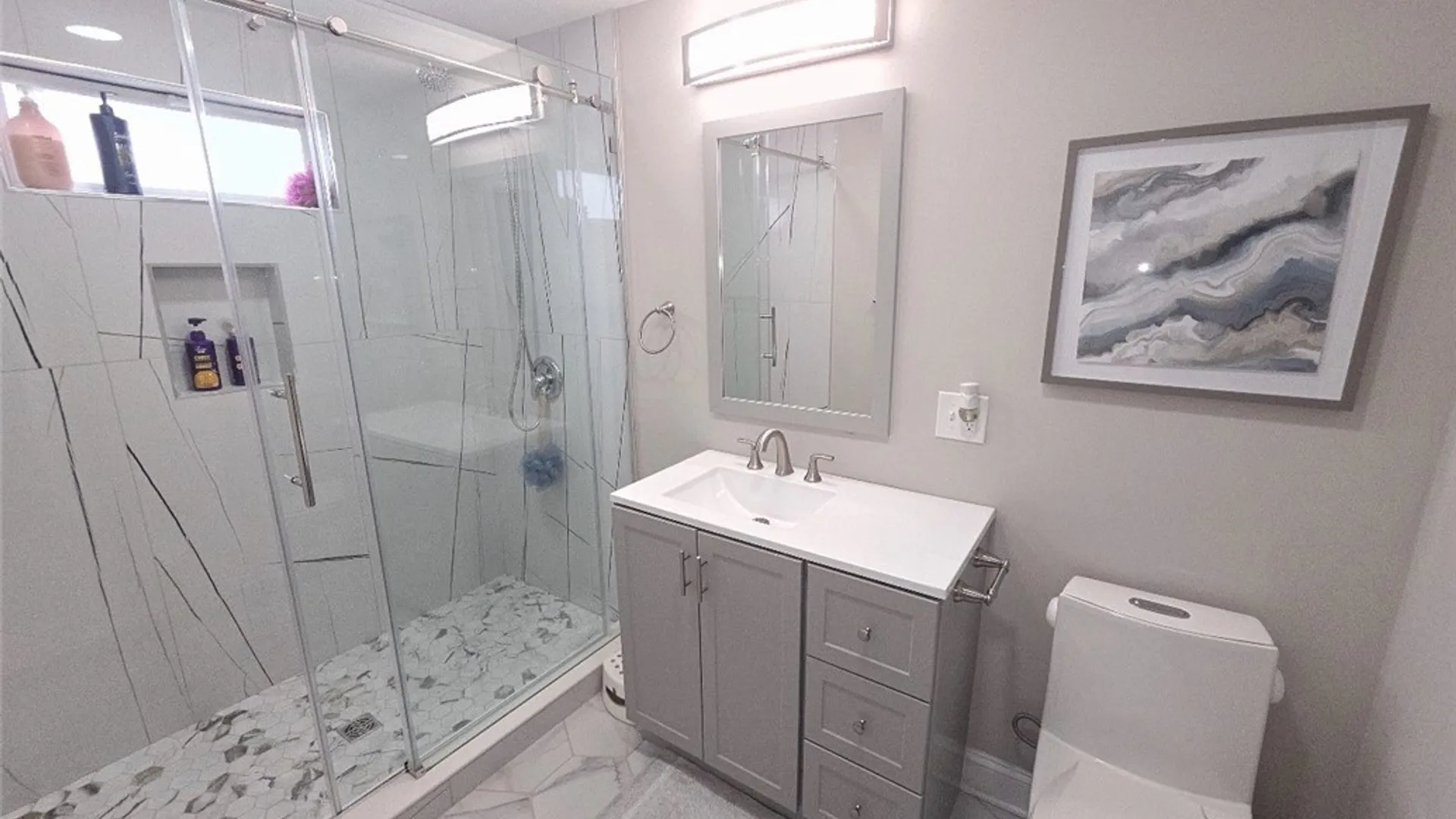 Property at 7 Lindbergh Court, Cheektowaga, NY 14225 17
