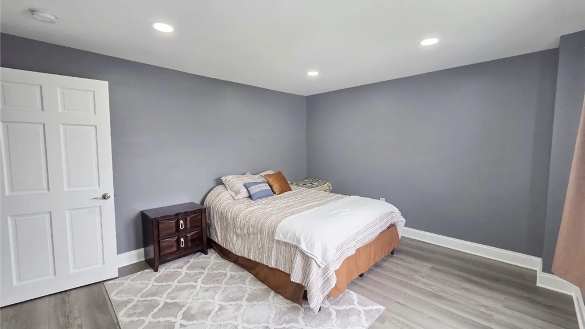 Property at 7 Lindbergh Court, Cheektowaga, NY 14225 8