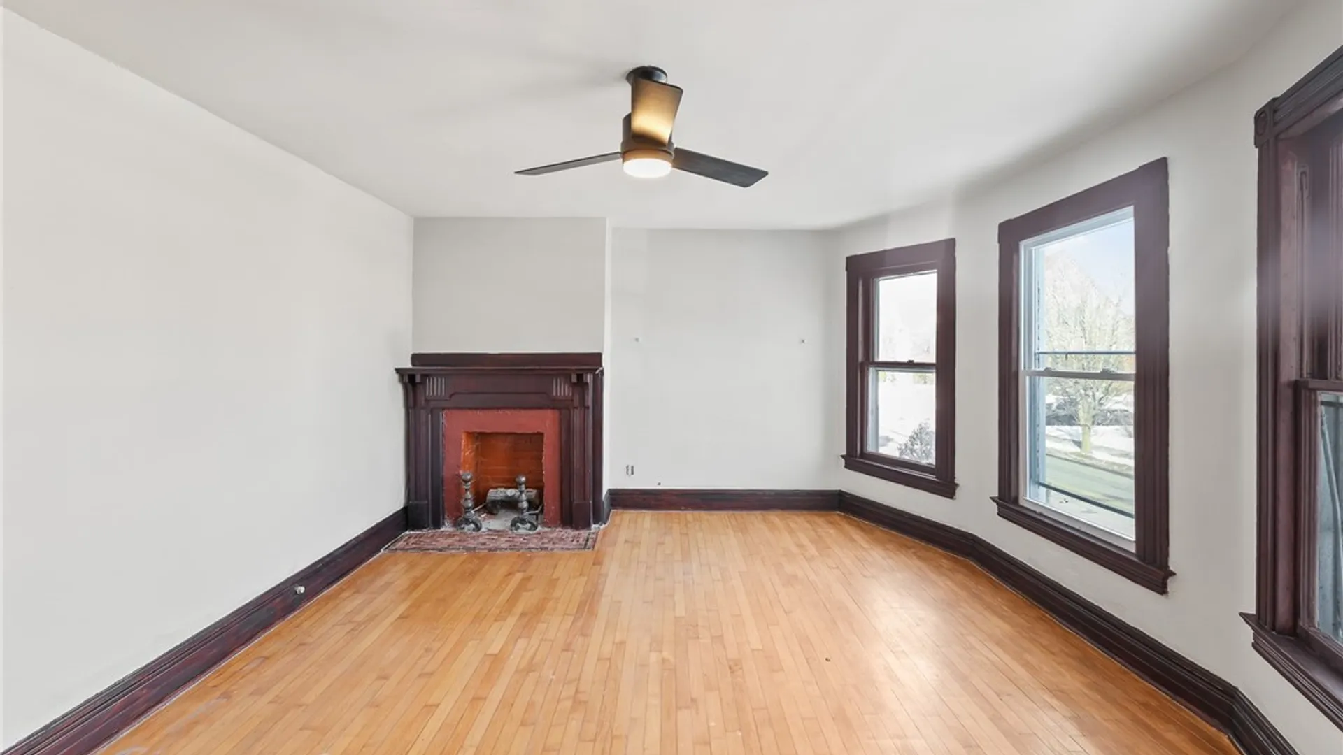 Property at 834 Elmwood Avenue, Buffalo, NY 14222 24
