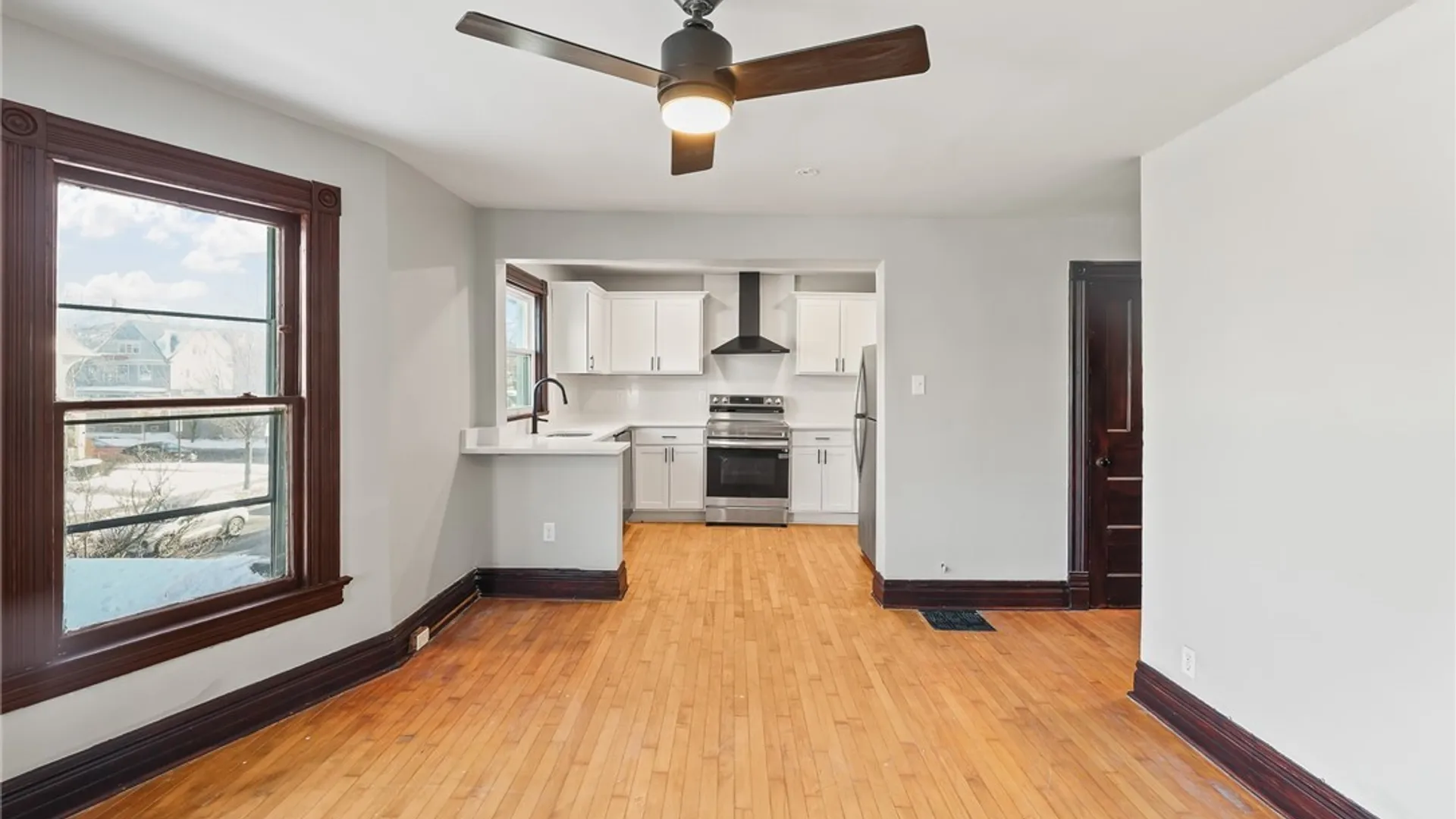 Property at 834 Elmwood Avenue, Buffalo, NY 14222 27