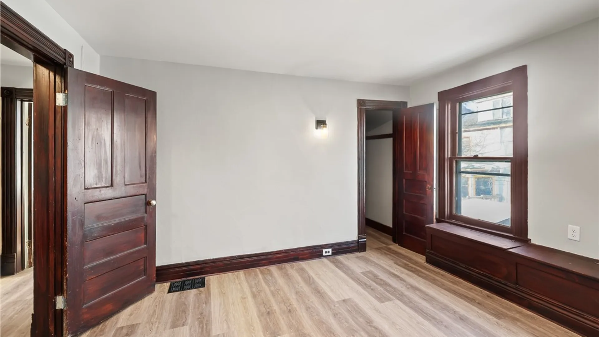 Property at 834 Elmwood Avenue, Buffalo, NY 14222 32
