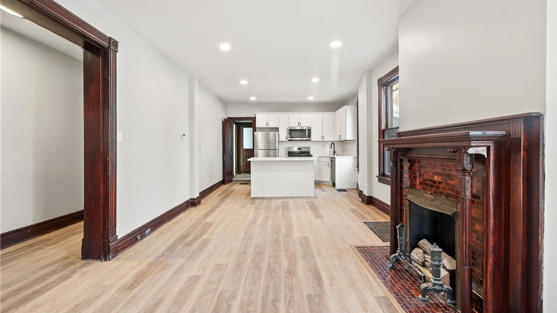 Property at 834 Elmwood Avenue, Buffalo, NY 14222 5