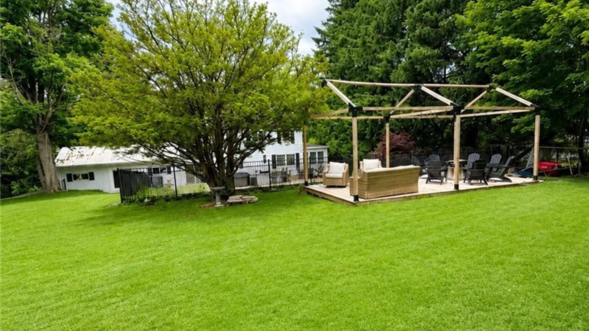Property at 4022 Oneida Street, New Hartford, NY 13413 20