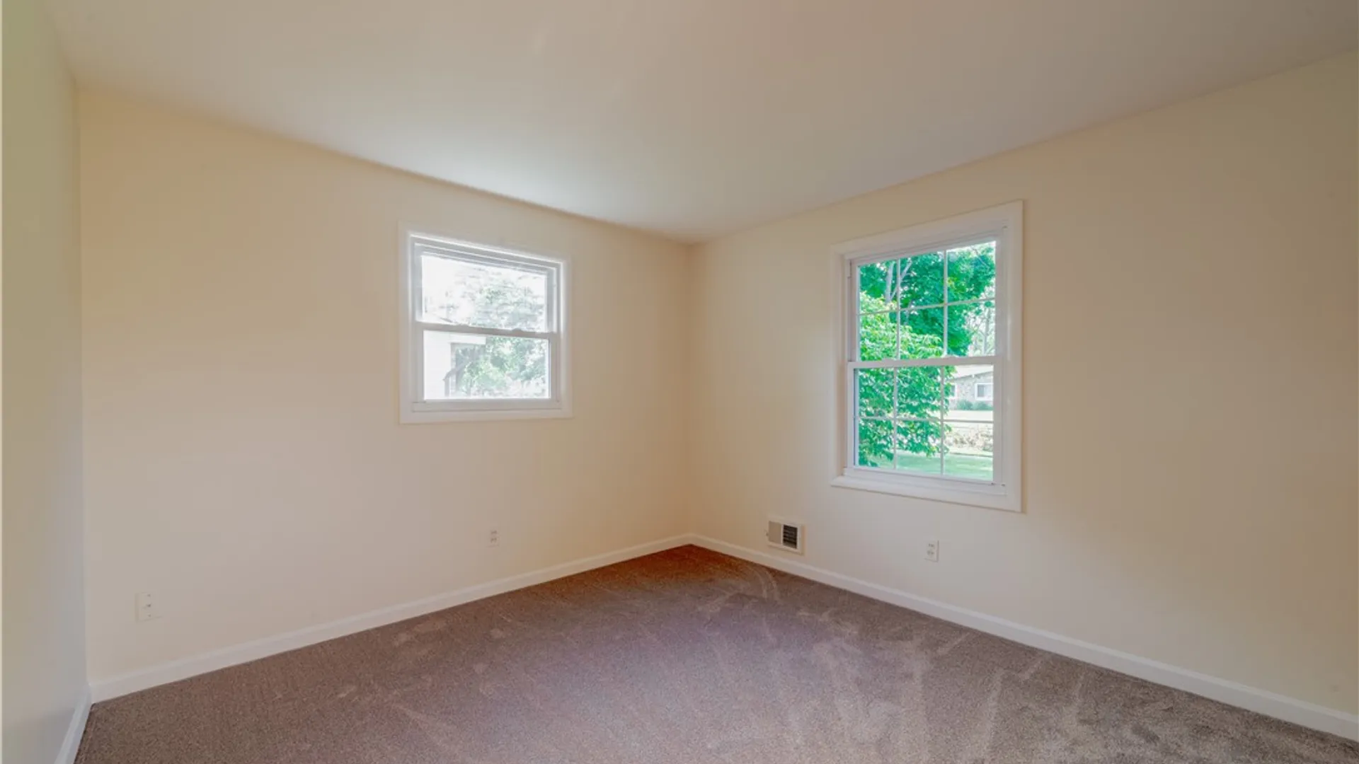 Property at 389 Kartes Drive, Greece, NY 14616 13