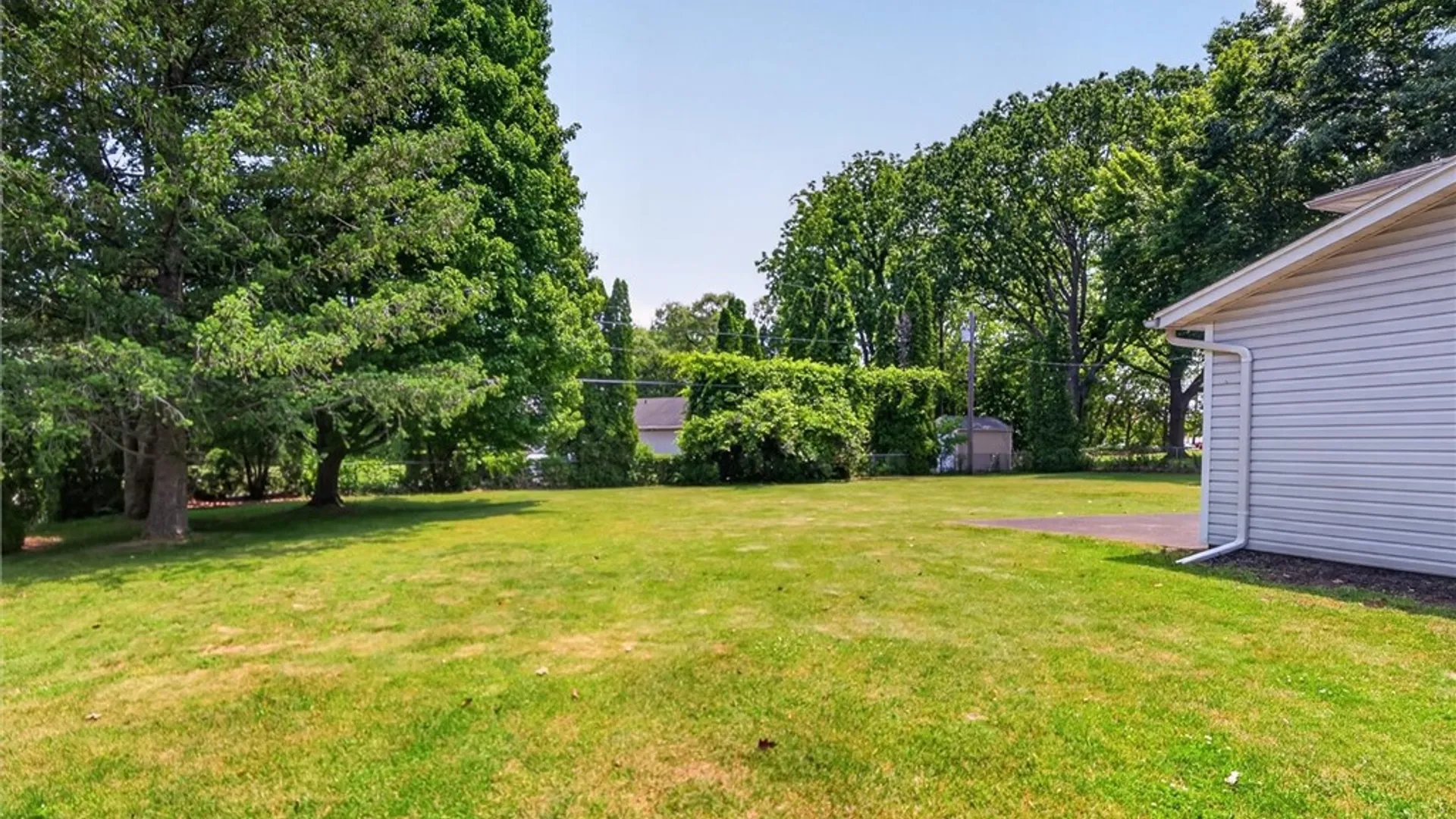 Property at 38 Mascot Drive, Greece, NY 14626 31