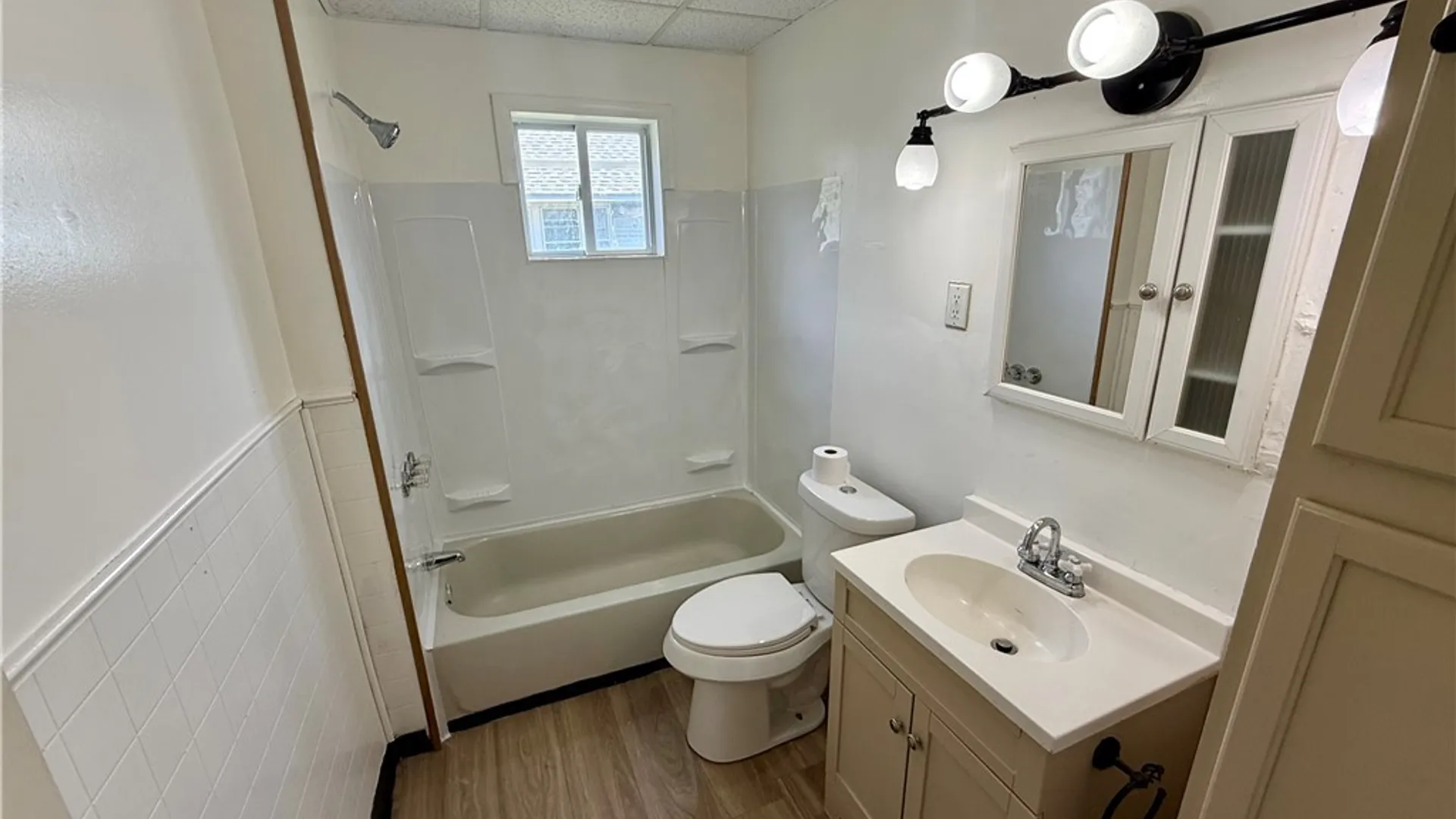 Property at 24 Amsterdam Avenue, Buffalo, NY 14215 12