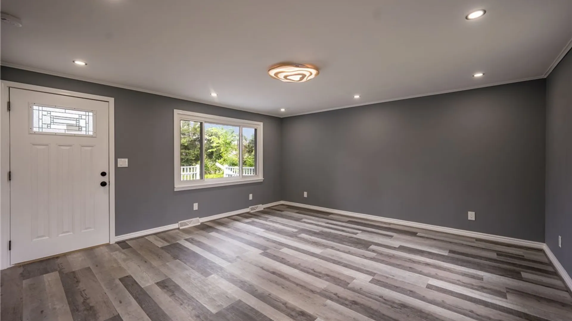 Property at 2605 Hakanaw Avenue, Hamburg, NY 14075 12