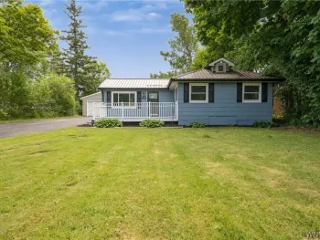 2605 Hakanaw Avenue, Hamburg, NY 14075