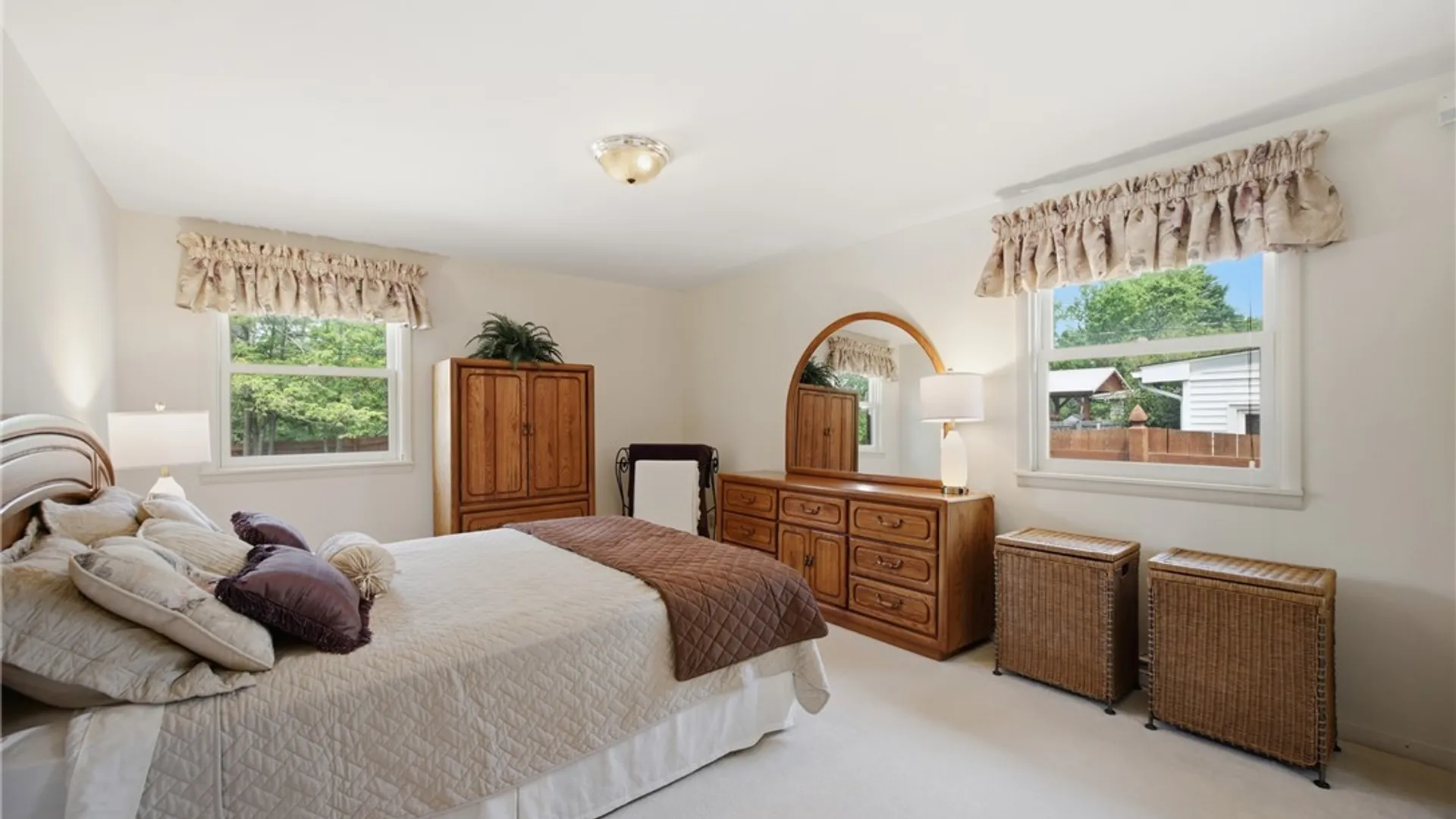 Property at 56 Tristan Lane, Amherst, NY 14221 24