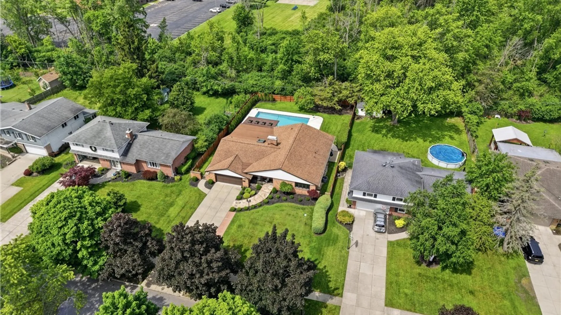 Property at 56 Tristan Lane, Amherst, NY 14221 47